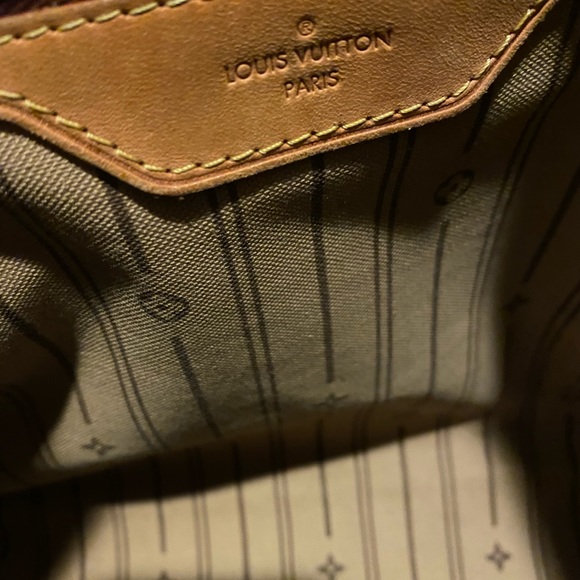 🚫SOLD🚫Authentic Louis Vuitton Delightful MM - Picture 9 of 11